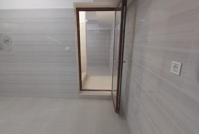 SPATIU COMERCIAL LANAG CASA POPORULUI, UNIRII- PROPRIETAR - 4
