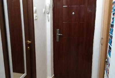 Garsoniera-libera 1 octombrie Dristor 2 - 6