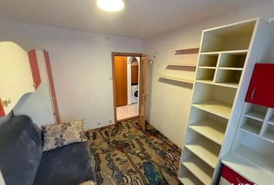 Inchiriez apartament 3 camere - 2