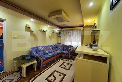 Apartament de vanzare, 3 camere, 75 mp, zona centrala