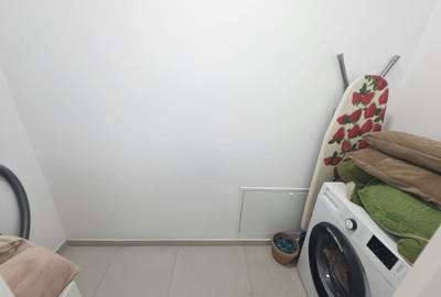 Apartament cu 3 camere decomandat în Tractorul - 16