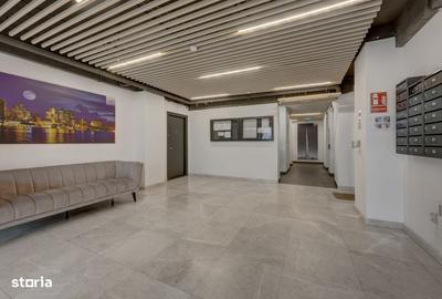 Apartament cu 3 camere, mobilat în Văcăresti