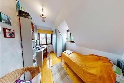 Casă cu 5 camere cu Canalizare în Valea Aurie - 2