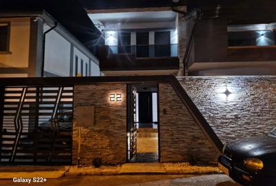 Casă cu 3 camere în 23 August - 10