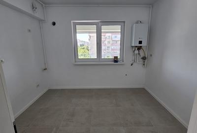 Apartament cu 6 camere decomandat în Olteniței - 13