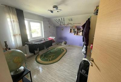 Casă cu 3 camere cu Teren 250 Mp în Giroc