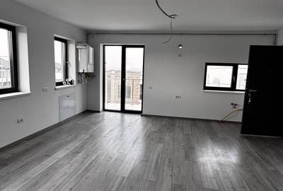 Apartament cu 3 camere semidecomandat în Central - 2