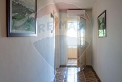 Casa / Vila cu 10 camere si teren generos, Sos. Salaj - 21