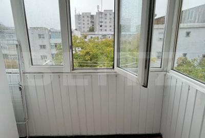 Apartament cu 3 camere decomandat în Galata - 7