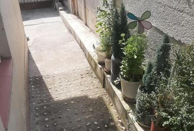 Casă cu 3 camere cu Teren 120 Mp în Rahova