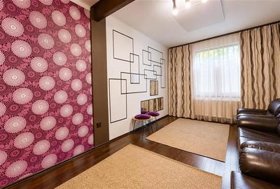 Apartament cu 3 camere decomandat în Astra
