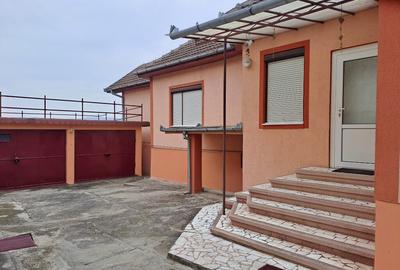 Casa in oras Hunedoara(D+P/5camere/2bai),zona Chizid,541mp