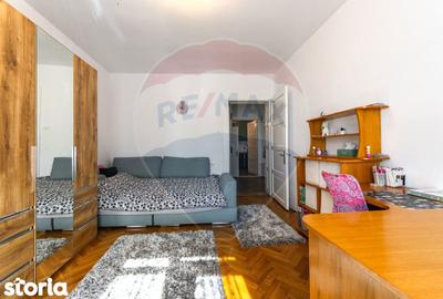 Casă cu 4 camere cu Teren 365 Mp în Central - 11