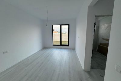 Casa plan parter * Teren 310 mp * Placa de beton peste parter * Str Aviatorilor - 9
