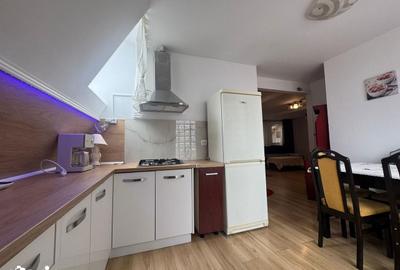 Apartament cu 4 camere în Schei - 6