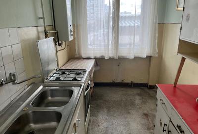 Apartament cu 2 camere decomandat în Micro 14 - 5