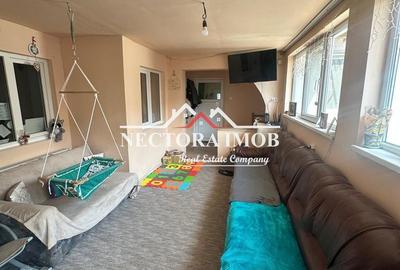 Casă cu 4 camere decomandat cu Teren 200 Mp în Central