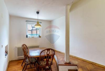 Casă individuală cu 6 camere cu Canalizare în Semicentral - 4