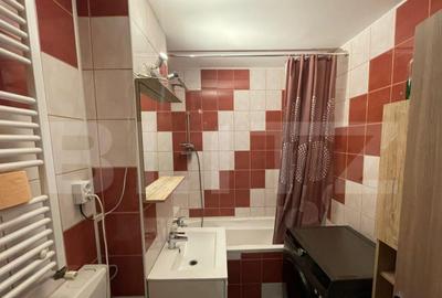 Apartament cu 3 camere, Zona Superba - 6