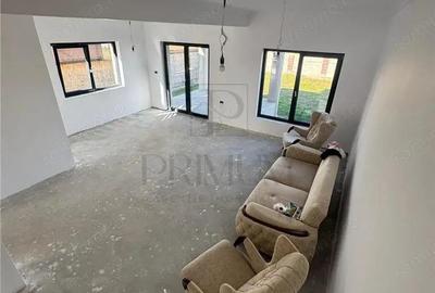 Casă cu 1 camere cu Canalizare în Ghiroda - 1