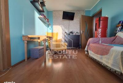 Apartament cu 2 camere semidecomandat, mobilat în Aurel Vlaicu