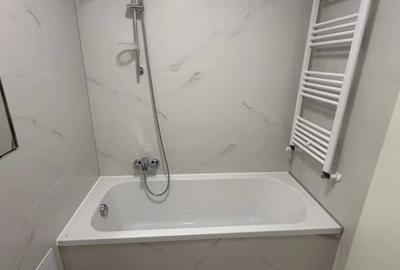 Apartament cu 3 camere decomandat în Tractorul - 7