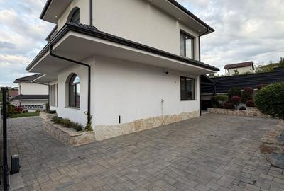 Casă individuală cu 5 camere cu Canalizare în Exterior Est - 14