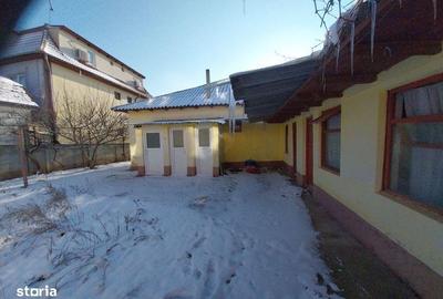 Casă cu 4 camere cu Teren 150 Mp în Central - 8