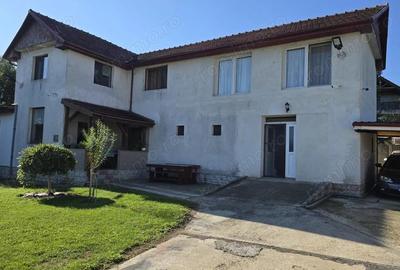Vand casa in Deva, zona Zavoi, P+E, constructie din BCA si boltari, izolata exterior, renovata 2011