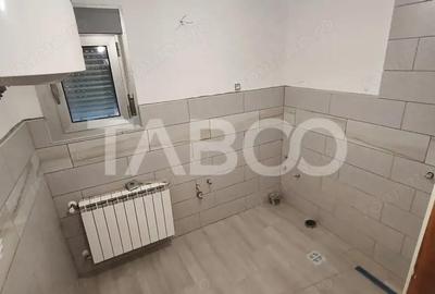 Casă cu 3 camere cu Teren 5039 Mp în Pianu - 7
