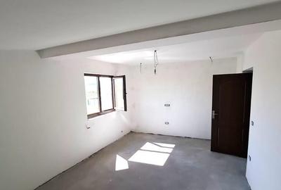 Duplex de vanzare Campineanca, la 2 km de Foc?ani - 9