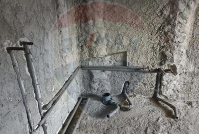 Casă cu 5 camere cu Teren 200 Mp în Poiana - 16