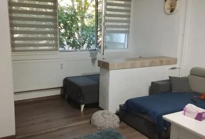 Apartament cu 3 camere decomandat în Pajura - 9