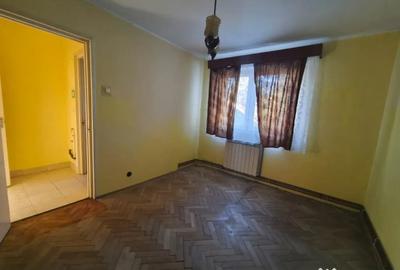Apartament cu 3 camere semidecomandat în Central - 7