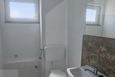 Apartament spa?ios, 3 camere, 88 mp, complet renovat Sf - 8