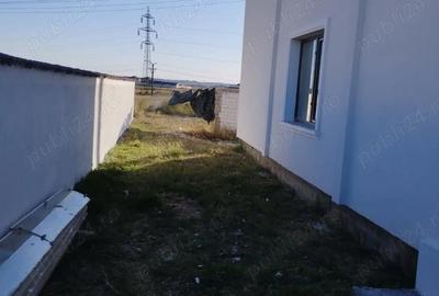 Casă cu 4 camere în Central - 10