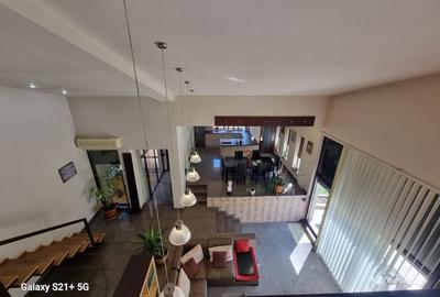 Vilă cu 4 camere de închiriat în zona Braytim cu piscina - 19