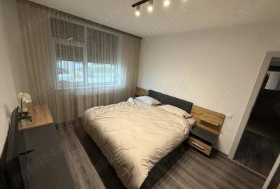 Apartament cu 3 camere semidecomandat în Central - 2