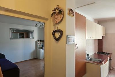 Garsonieră decomandată în Central - 1