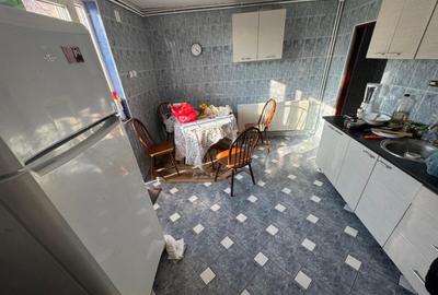 Domne?ti, central, casa pe parter, 167 mp construi?i, 1100 Domne?ti, central, casa pe parter, 167 mp construi?i, 1100 - 8