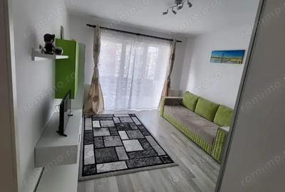 Garsonieră decomandată în Gara de Nord