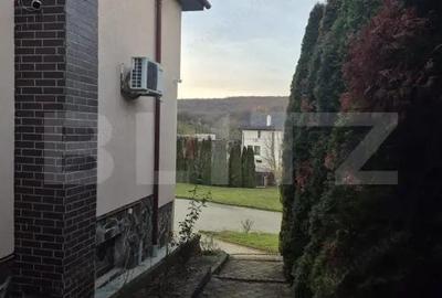 Casa de vanzare in Corunca, ideala pentru 2 familii sau pensiune - 5