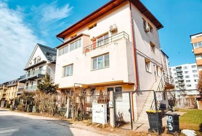 Apartament cu 4 camere în Central - 15