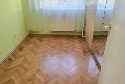 Vand sau inchiriez apartament 4 camere in Deva, zona Pietei Centrale, etaj 3, - 18