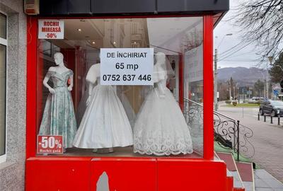 Spațiu comercial, de 65 mp, în Central - 3