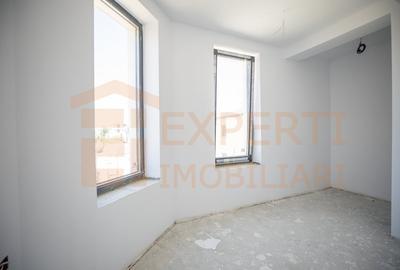 Vila situata in Palazu Mare zona Elvila - 3