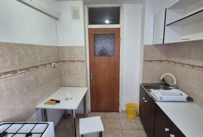 Apartament cu 3 camere decomandat în Sălăjan - 3