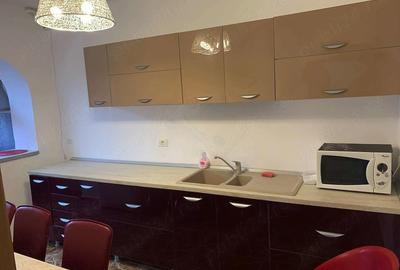 Apartament cu 3 camere decomandat în Valea Cetății - 3