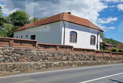 Casă cu 4 camere cu Teren 3166 Mp în Bejan - 18