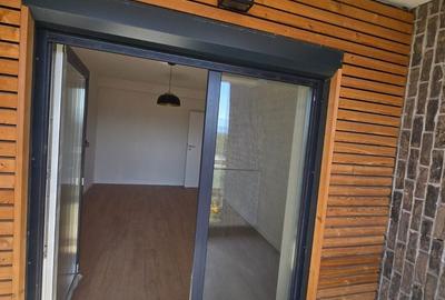 Apartament cu 2 camere decomandat în Cristian - 6